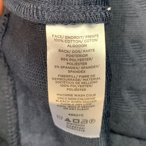 Ann Taylor Sleeveless Navy Blue High Neck Top Size XL - Picture 4 of 5